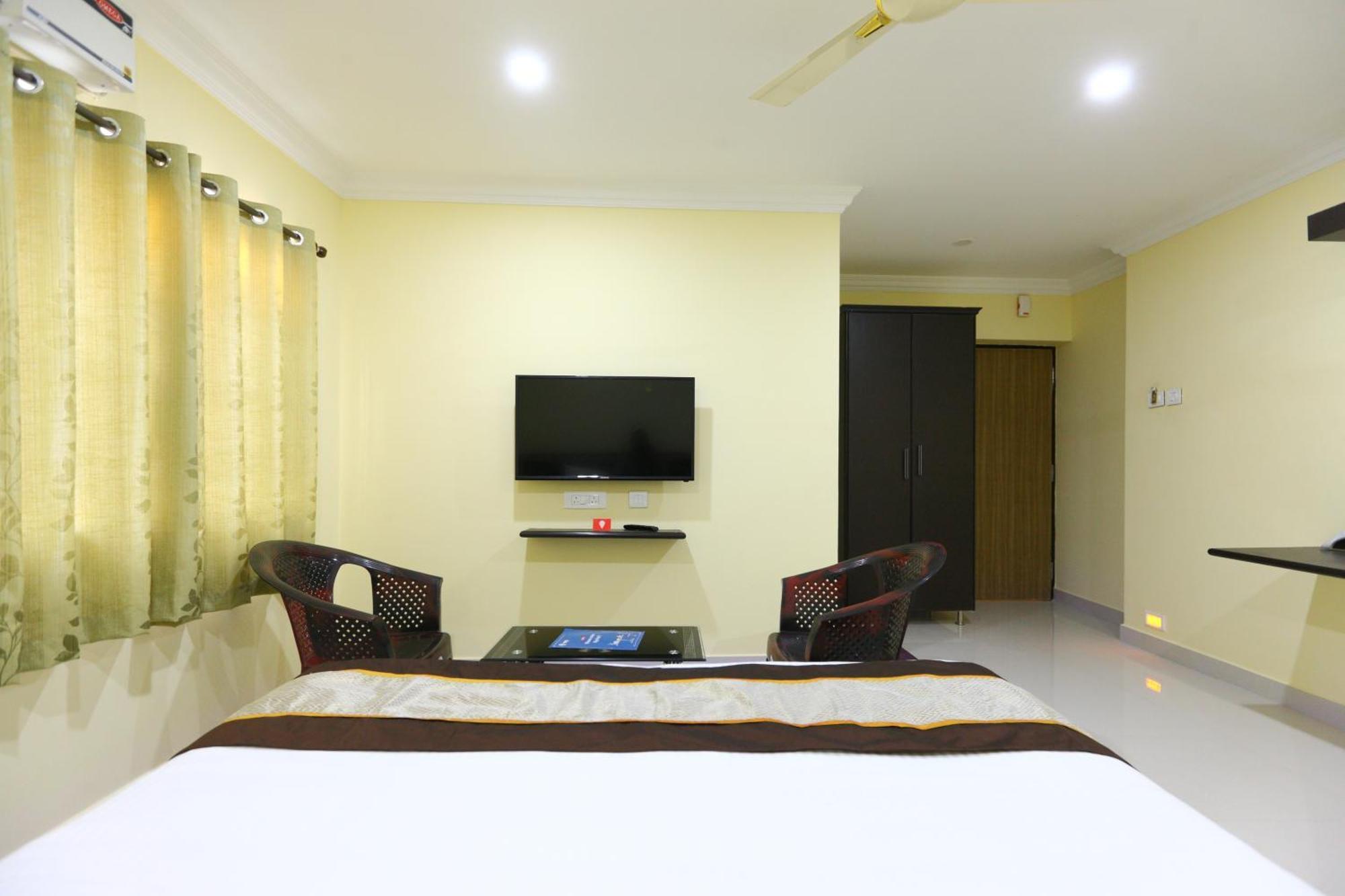 Hotel Salbala Inn - Near Airport Ченнаи Экстерьер фото