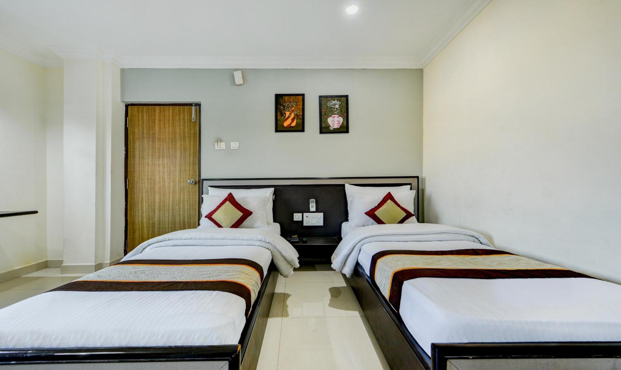Hotel Salbala Inn - Near Airport Ченнаи Экстерьер фото